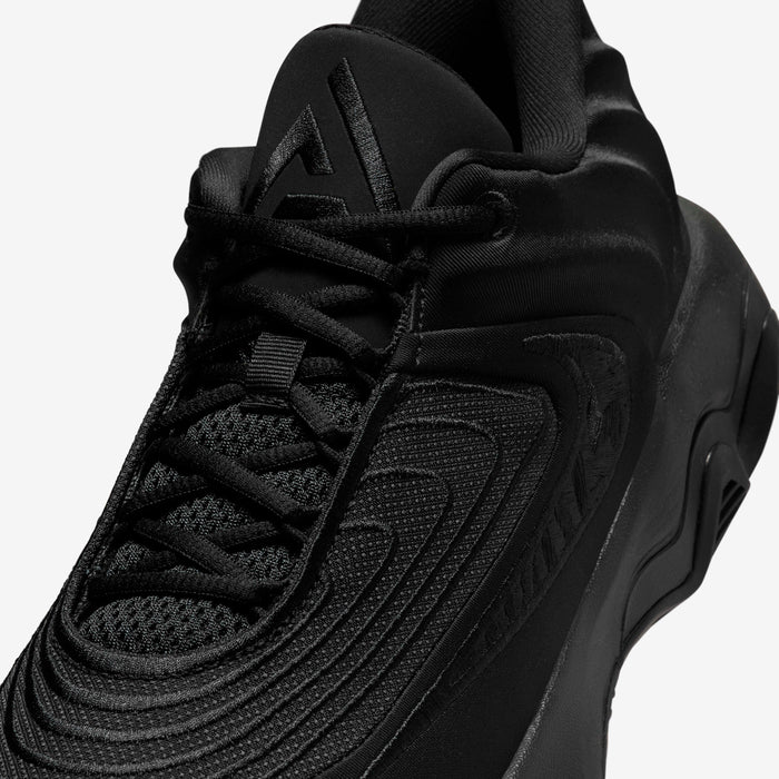 NIKE GIANNIS IMMORTALITY 4