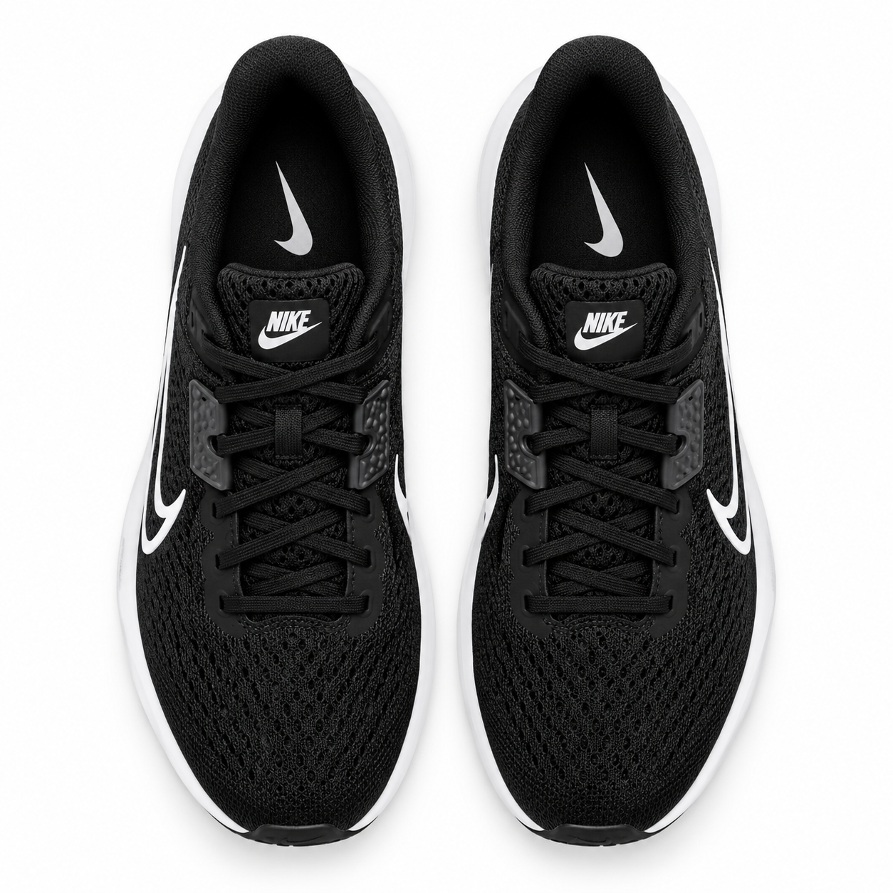 NIKE QUEST 6