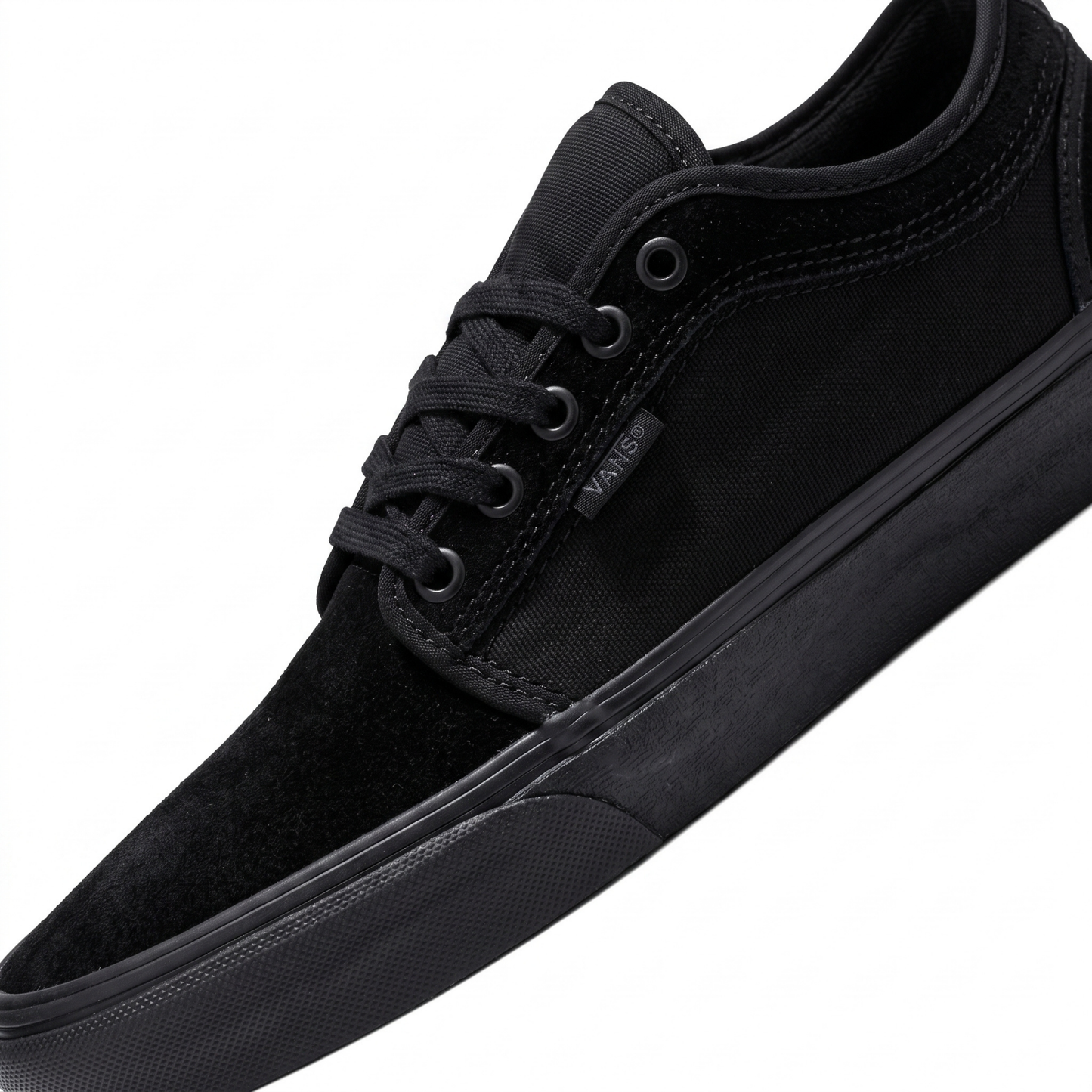 CHUKKA LOW