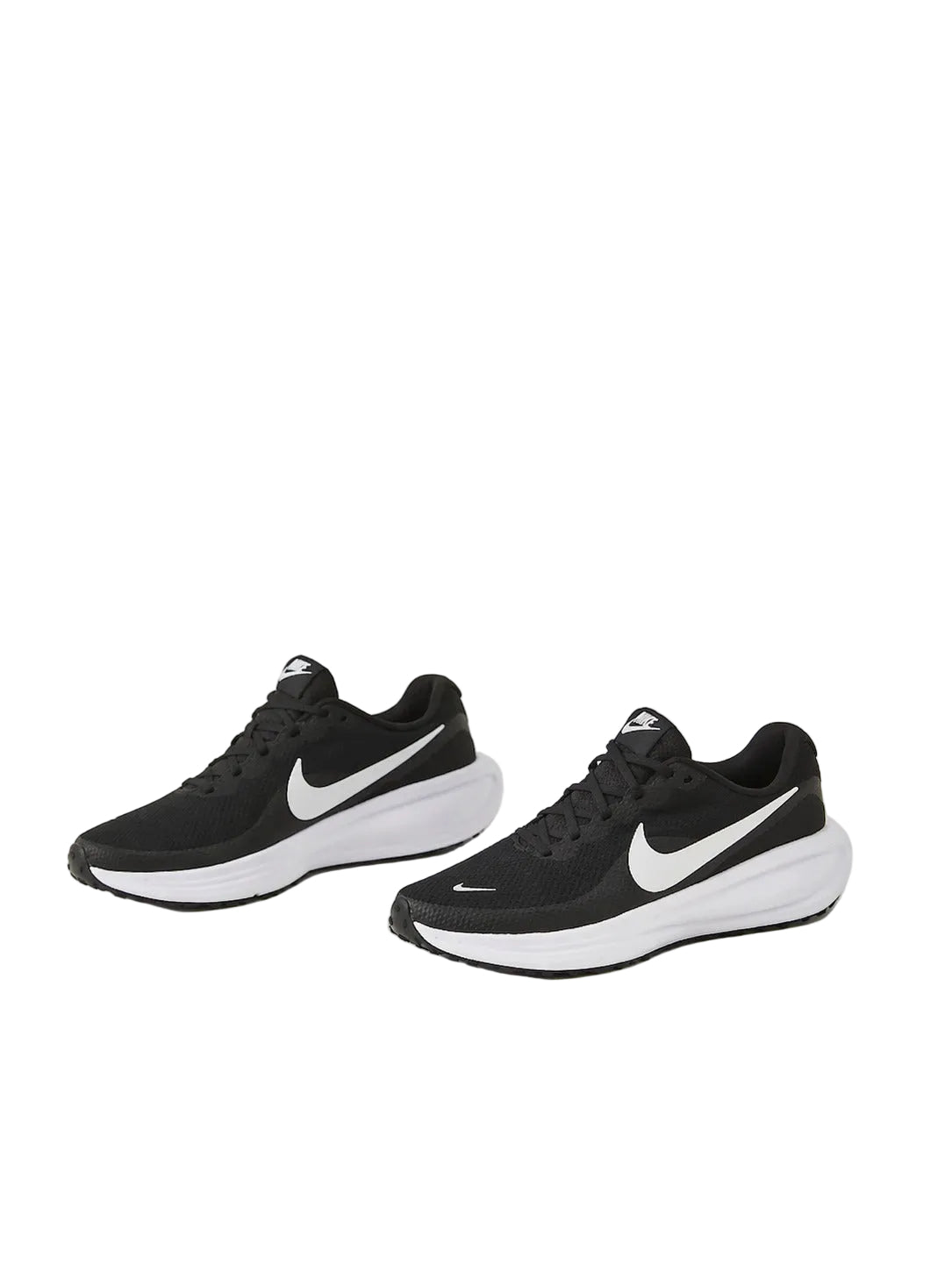 NIKE REVOLUTION 8